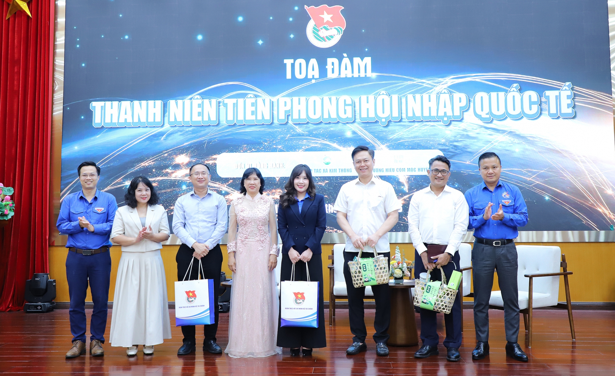 Thanh niên