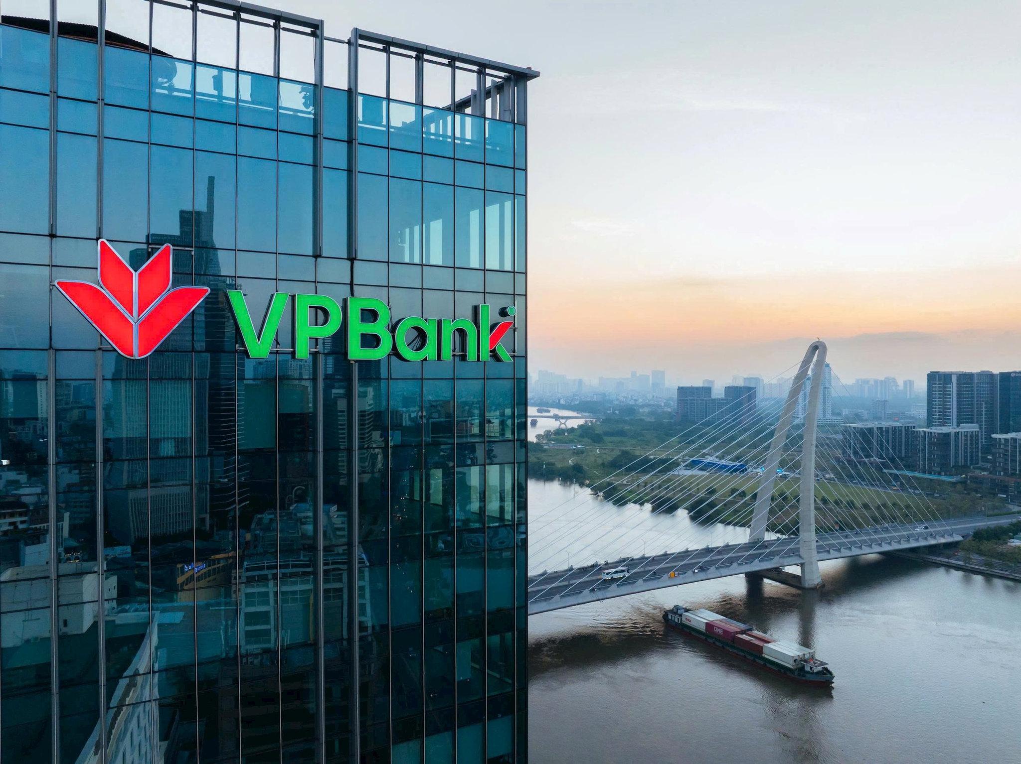 vpbank-1.jpg