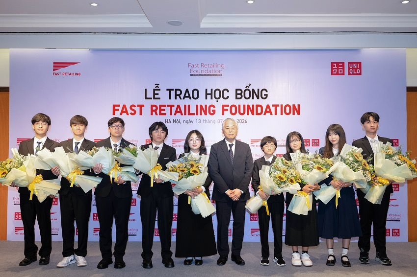 tu-2023-den-nay-36-hoc-sinh-xuat-sac-da-nhan-duoc-hoc-bong-toan-phan-cua-quy-fast-retailing.jpg