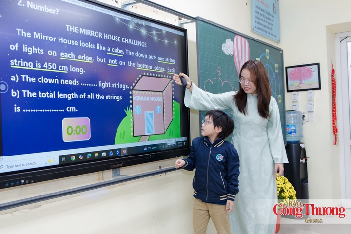 Thành phố cũng triển khai lộ trình đưa tiếng Anh từng bước trở thành ngôn ngữ thứ hai trong trường học theo kế hoạch