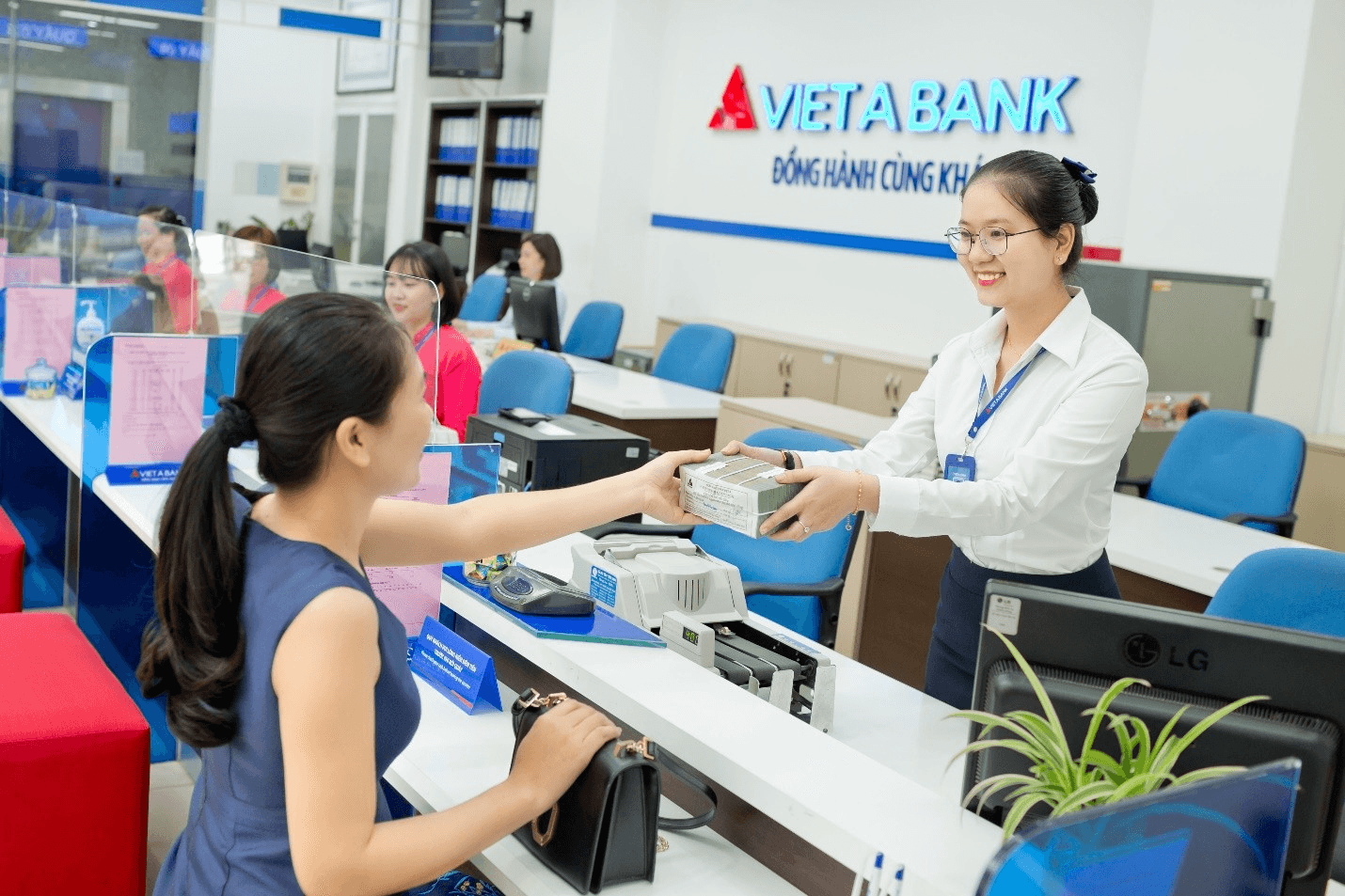 cci-hai-lan-bat-thanh-ban-co-phieu-vietabank_6a7be02426a51.png