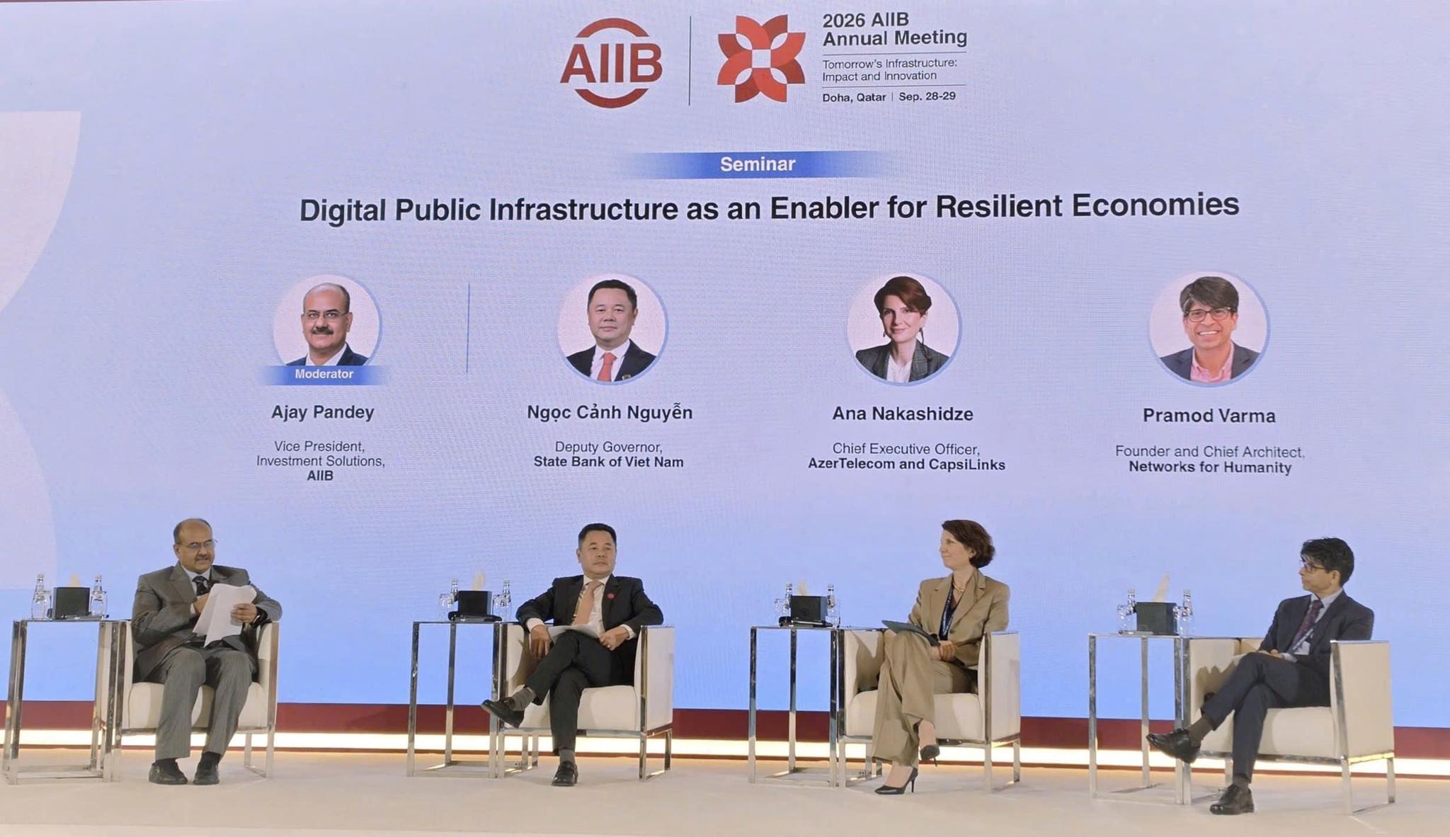 2809.02.-ptd-nguyen-ngoc-canh-du-hn-thuong-nien-aiib.jpg