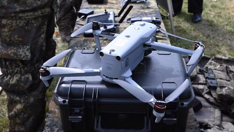 UAV trinh sát Autel EVO Max 4T.